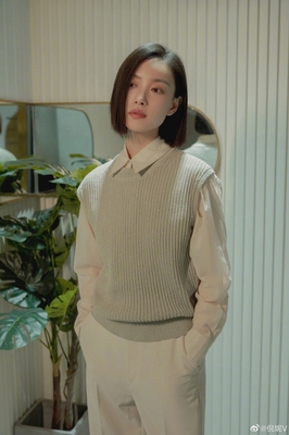 灰绿色衣服图片