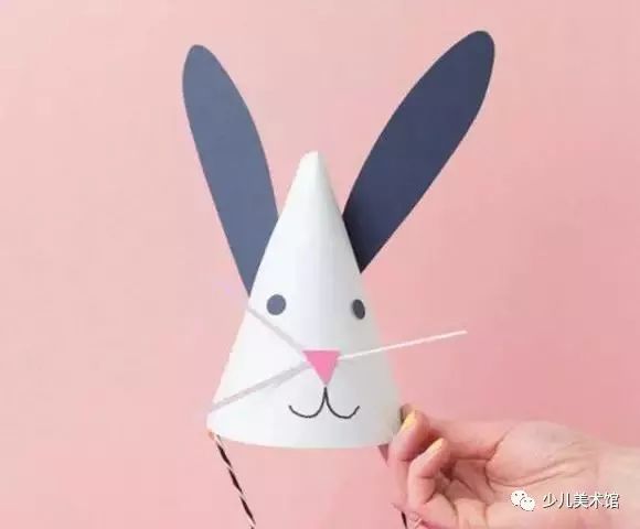 纸质帽子