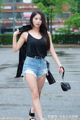 牛仔坎肩搭配图片大全