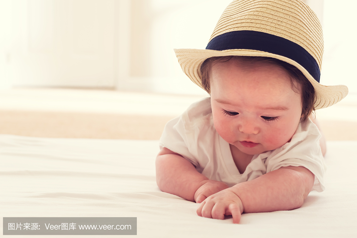 婴儿夏天需要戴帽子吗