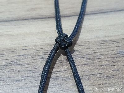 大衣腰带十字结