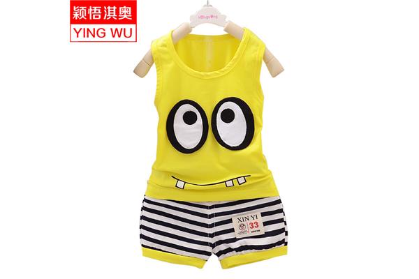大眼睛的衣服是什么牌子