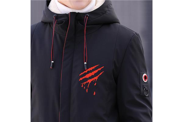 三个爪痕的衣服牌子
