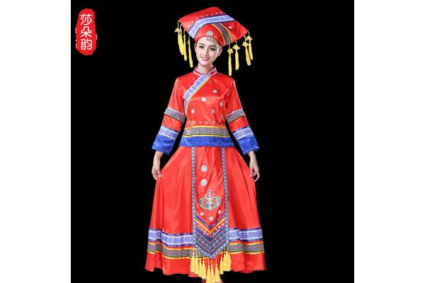 广西壮族服饰图片