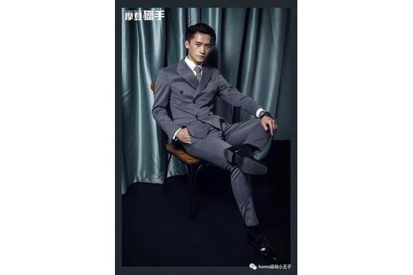 西装禁欲男