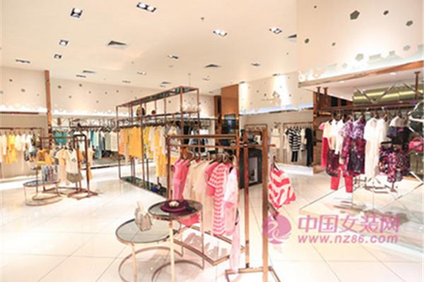 商场女装品牌