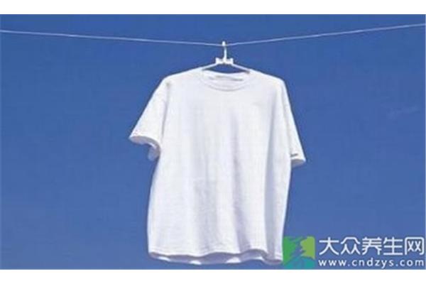 白衣服变黄了怎么办