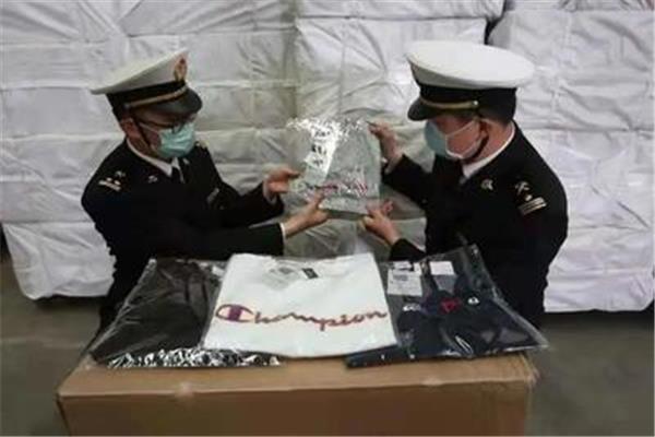 中国海关服装