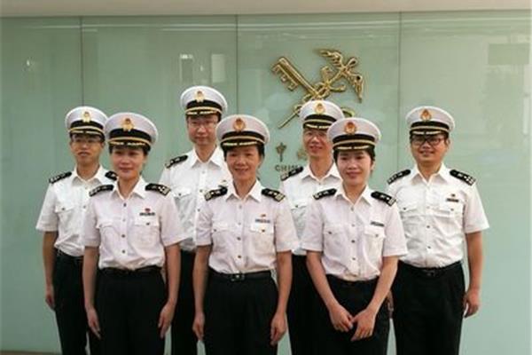 中国海关服装