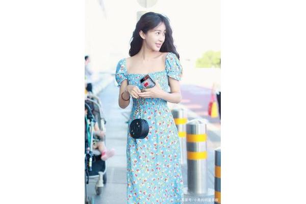 穿裙子的