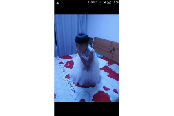 穿裙子的