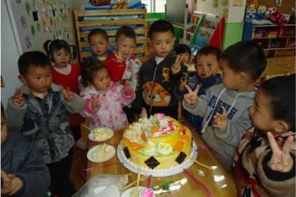 过生日送衣服好吗