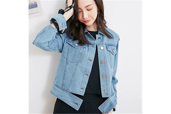 女款牛仔外套