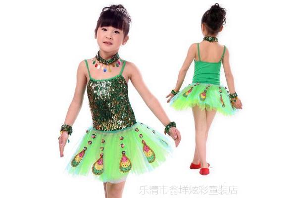 孔雀服装演出服 儿童 孔雀儿童环保服装制作过程