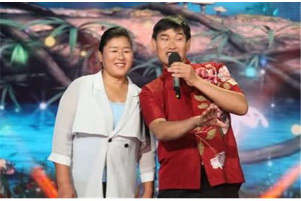 大衣哥身价多少