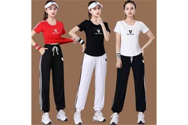 健身操衣服