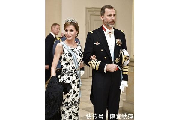 国王服装