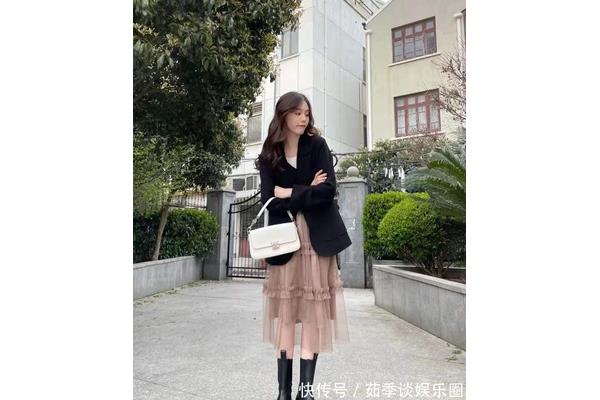 半裙搭配什么上衣图片