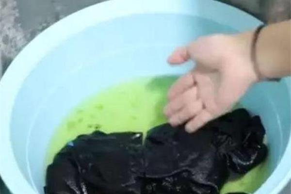 掉色衣服怎么洗不掉色